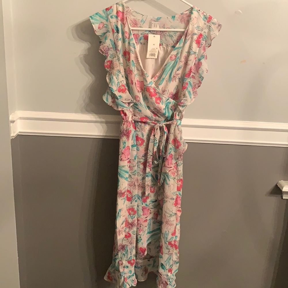 Don’t buy... this is for trade .... ruffle dress